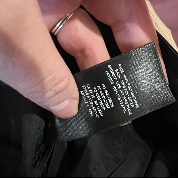 Aritzia Babaton Mayne High Rise Vegan Leather Pleated Pant - Picture 9 of 10